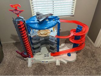 Hot Wheels Toy Car Track Ultimate Garage