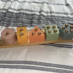 Montessori stacking toys