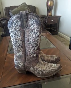 Girl’s Boots