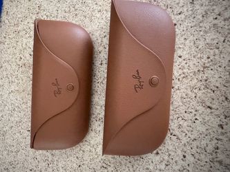 Rayban meta charging case