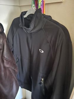 Oakley Black Performance Zip Jacket - L