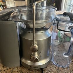 Juicer For Sale Used Twice