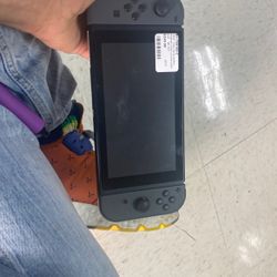 Nintendo Switch Consolé 