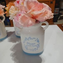 New Flowers in a Vase " Home Sweet Home" Great home decor. New With Tags  Have 4 available 