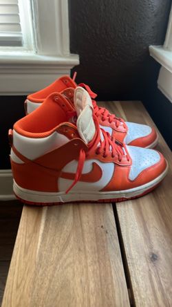 Used Nike Dunk High tops 8.5