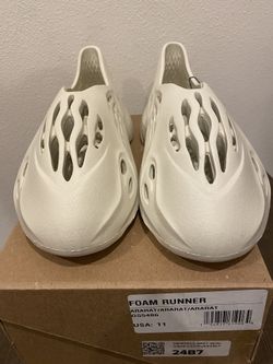 Size 11 - adidas Yeezy Foam Runner ‘Ararat’