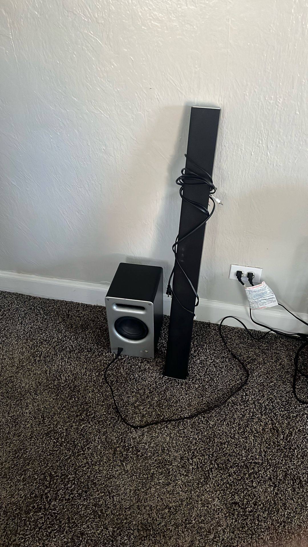 VIZIO SPEAKER AND SOUND BAR