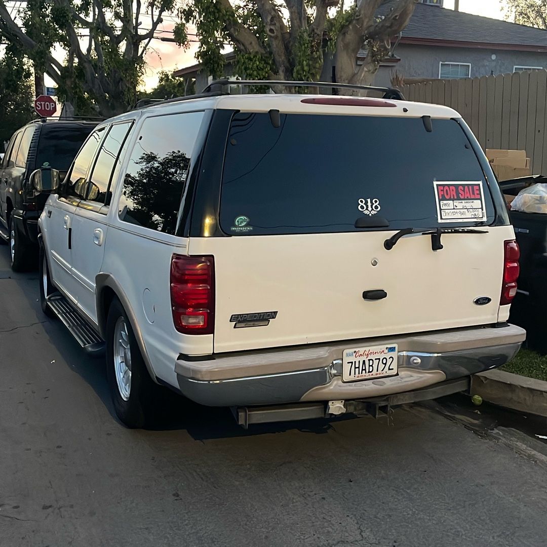 1998 Ford Expedition for Sale in Lake View Terrace, CA - OfferUp