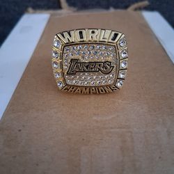 Kobe Bryant ring