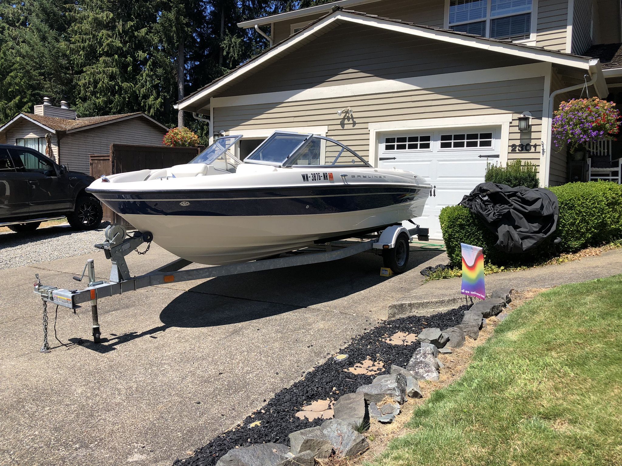 2005 Bayliner 185