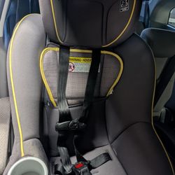 Garco Car Seat - Great Condition And Cleaned