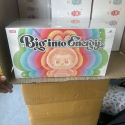 Labubu Big Into Energy 