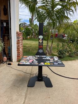 Mount-It! Electric Standing Desk Converter