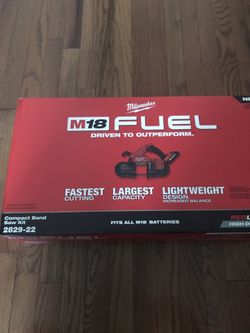 Milwaukee Fuel M18  Bandsaw Kit 2829-22 Two High Output 3.0 Battery & Charger New 