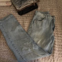 Women’s Pants  Brand Unknown 