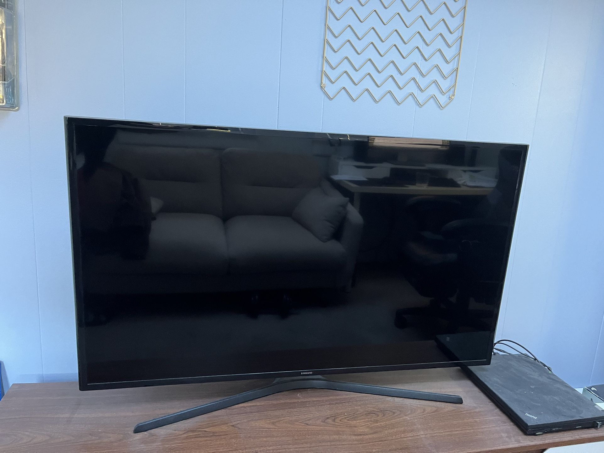 Samsung 48in 1080p Non-smart TV
