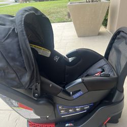 Britax Infant Car Seat And Base 