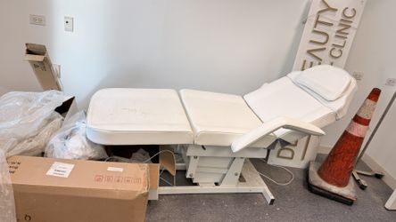 Aesthetician Electric Bed Massage/Facial