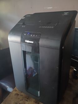 Vendo este paper shredder