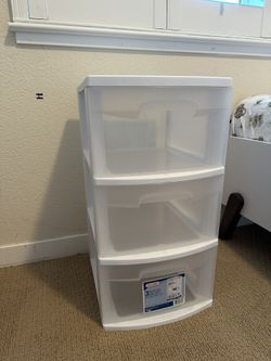 Moving Sale- Sterilite 3 Drawer Medium Storage/ Storage Organizer-pick Up By This Weekend