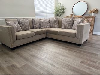 Cindy Crawford beige sectional sofa