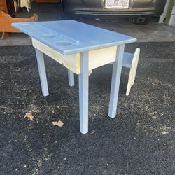 Reduced $40 firm  Cute solid wood Child’s desk with bench