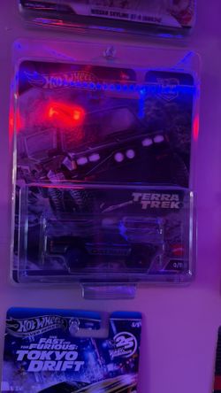 Datsun truck chase hotwheels