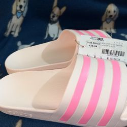 Adilette Aqua Slides Women’s Size 7 Never Worn Brand New 