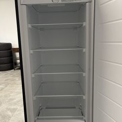 Freezer or Refrigerator ( it is convertible to Freezer or Refrigerator)
