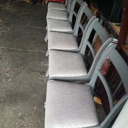 6 Chairs 