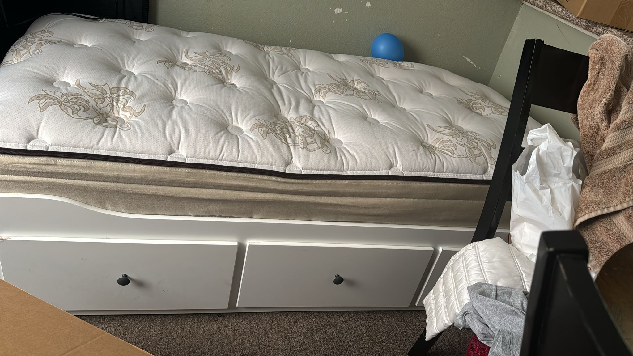 Twin Bed Frame And Mattress