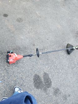 Homlite gasoline weed wacker/trimmer