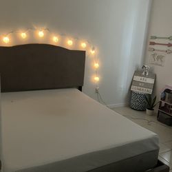 Queen Size Bed Frame And Mattress.