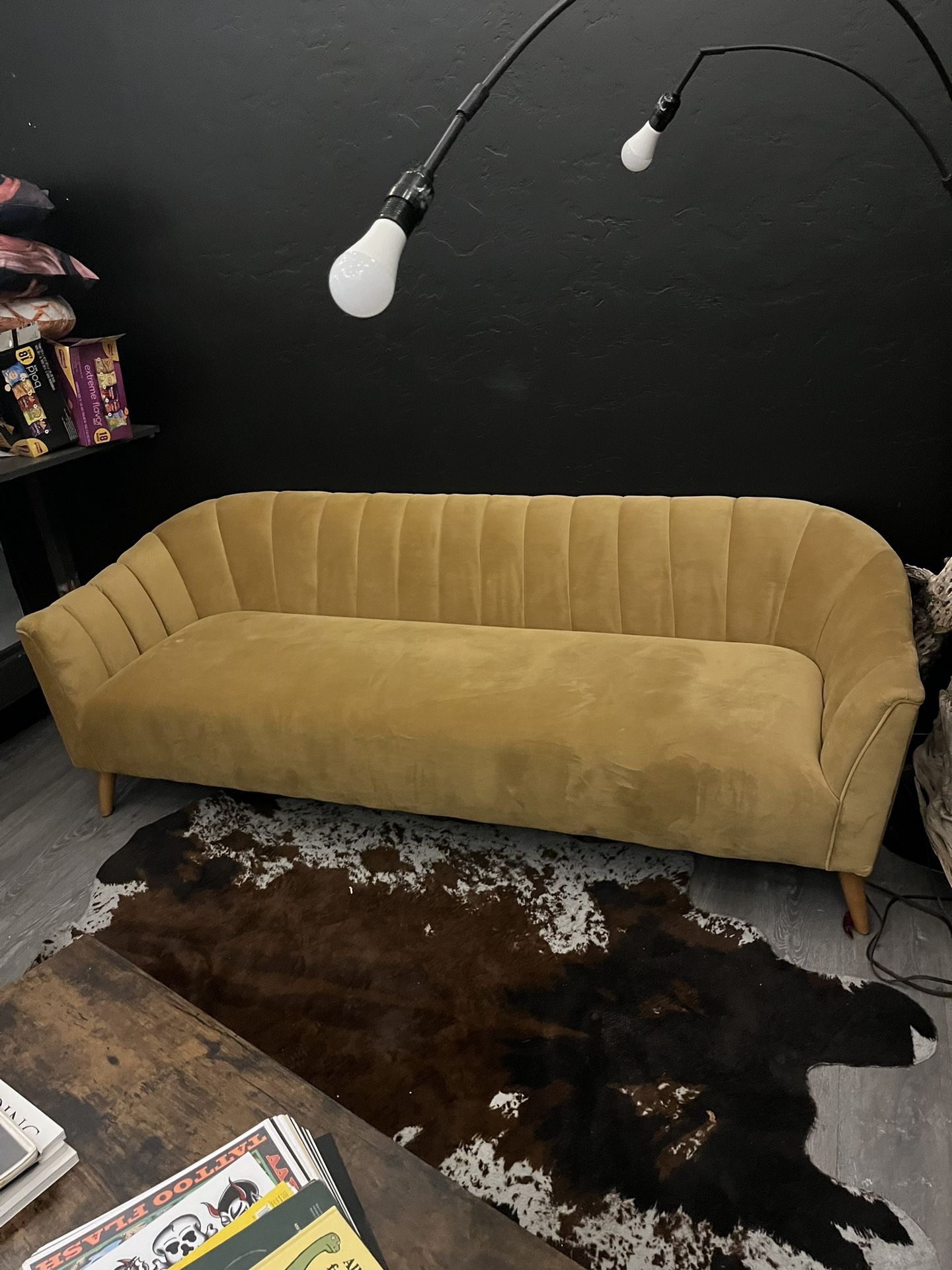 Velvet Sofa for Sale in Tucson, AZ OfferUp