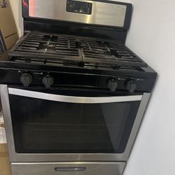 Whirlpool Gas stove