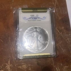 Silver Eagles Dollar Troy Ounce SGS M70 1988