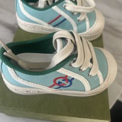 Gucci Shoes 