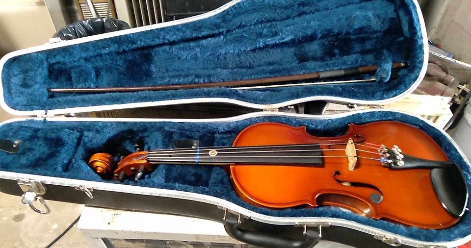 Knighting Violin