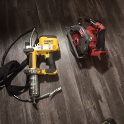 Cordless Dewalt Grease/caulk Gun