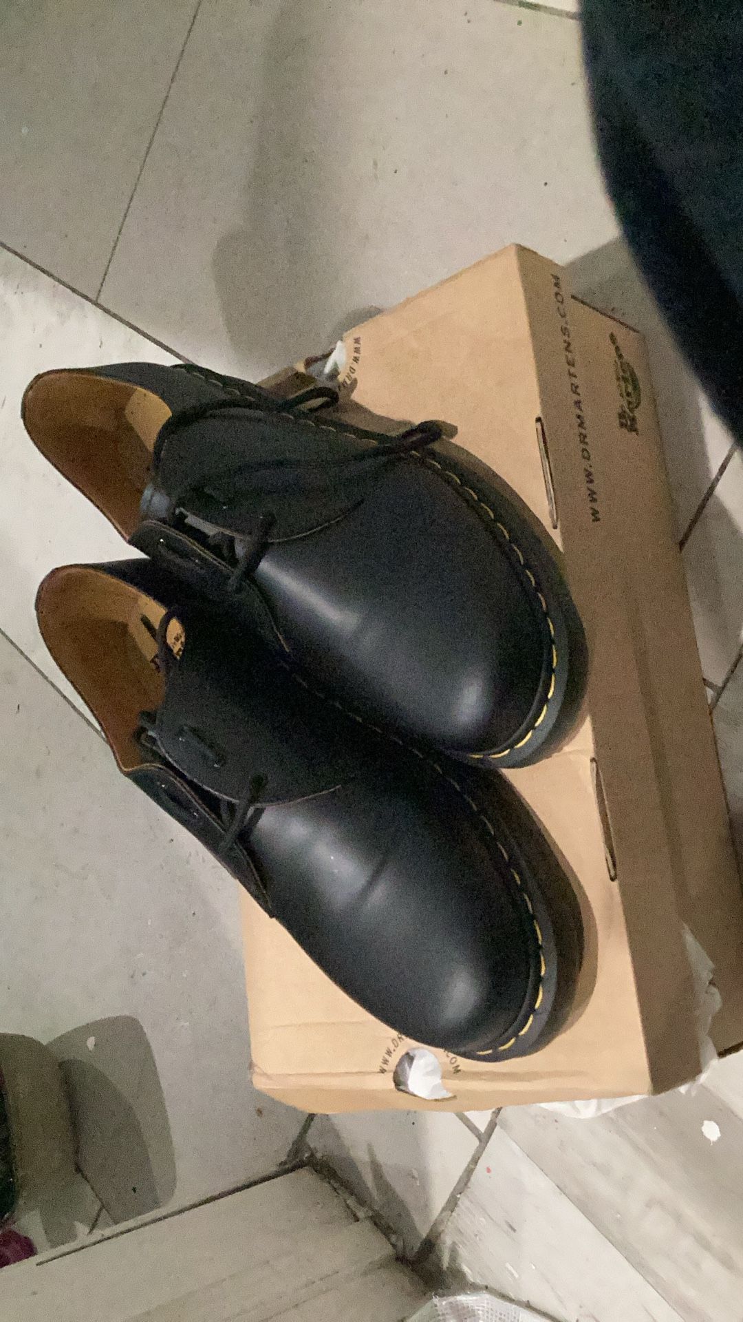 Dr. Martens Men's 1461 Smooth Leather Oxford Shoes