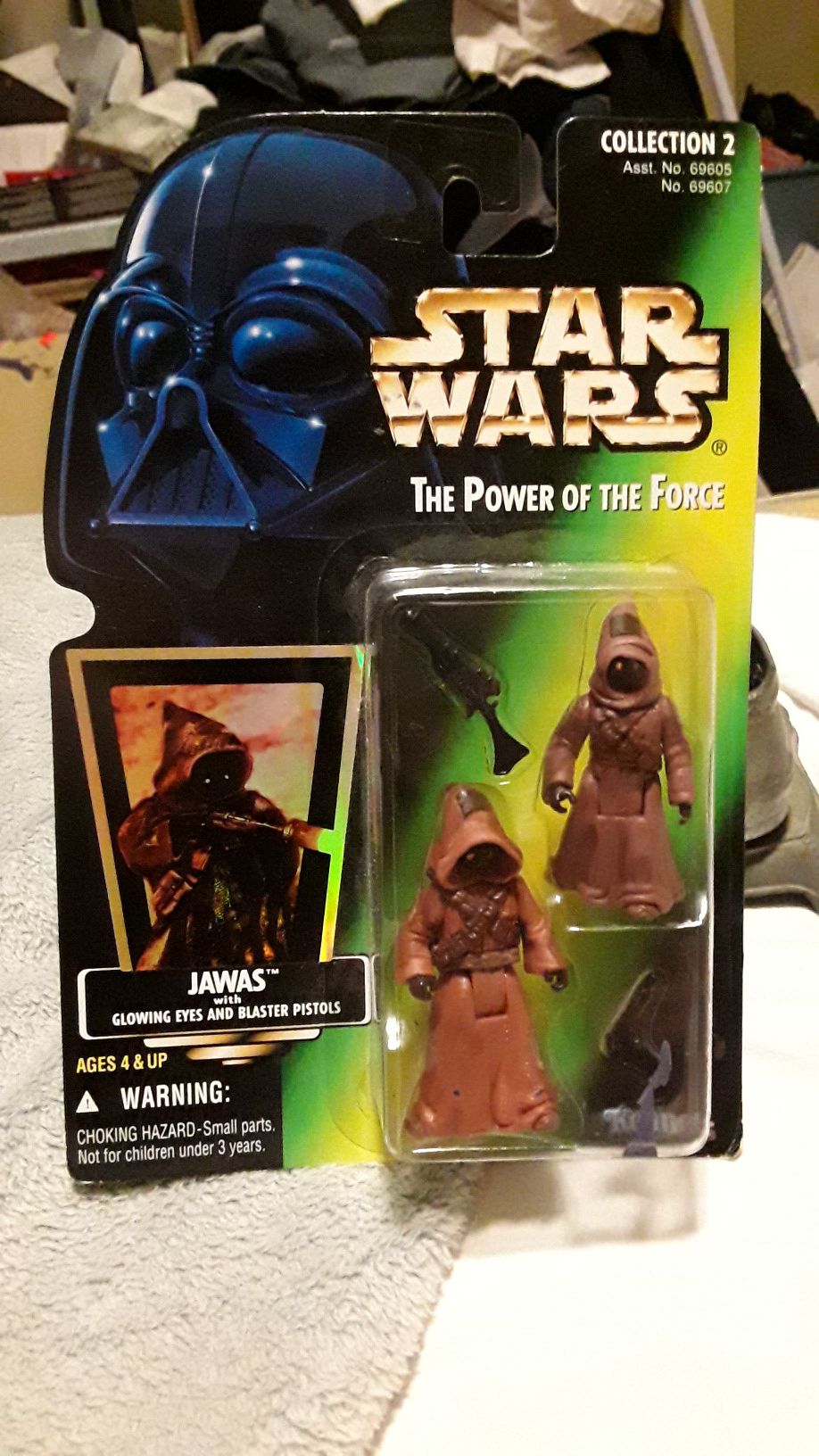 UNOPENED 1996 KENNER HOLOGRAPHIC JAWAS ACTION FIGURE