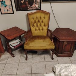 Chair - Cool Old Comfortable Chair