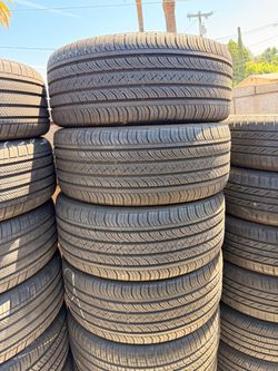 235/45r18 Continental tires en Excelentes Condiciones de Vida las 4