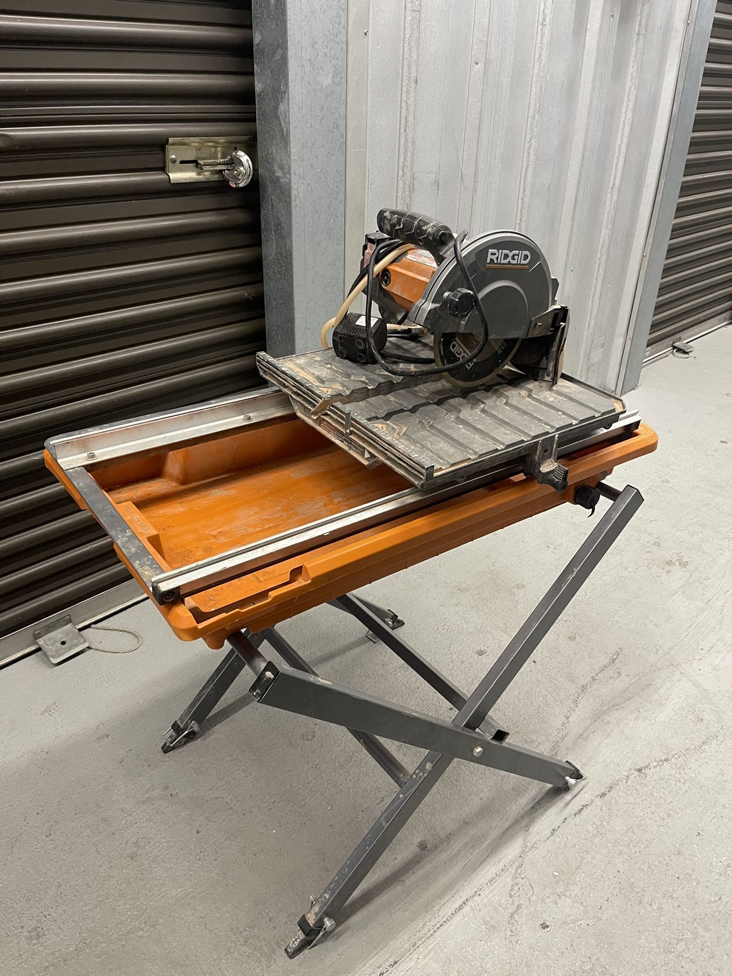 Tile Saw.