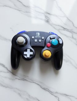 PowerA 2019 Official Nintendo GameCube Switch Controller Black