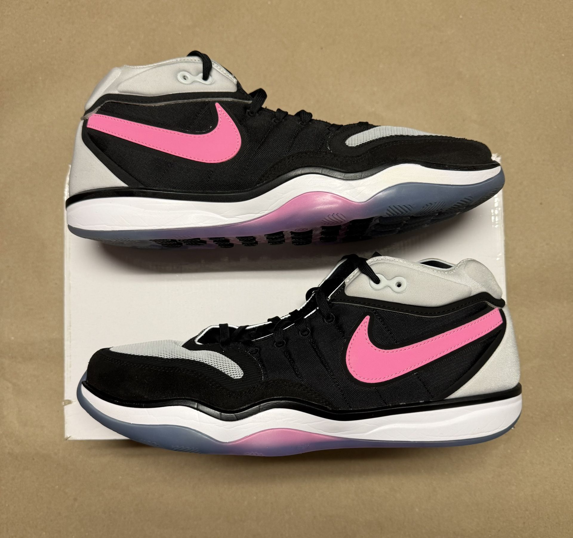 Nike Air Zoom GT Hustle 2 men’s size 14 basketball shoes!
