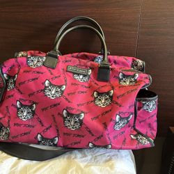 Rare Betsey Johnson Hot Pink Cats Overnight Duffel Bag
