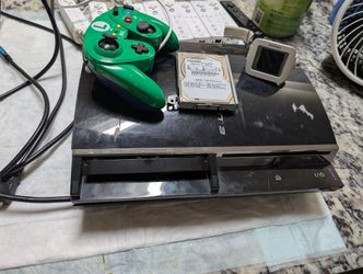 nothing working 
ps3 Sony PlayStation 3 Black Console Gaming System 4 USB Backwards 10 Controllers Smart Watch Nothing Working 
smart watch broken no 