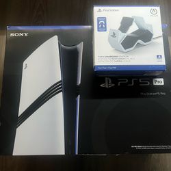 PS5 Pro Brand New Yes I’m Taking Offers✅