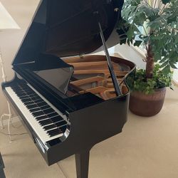 Yamaha GP1 Grand Piano